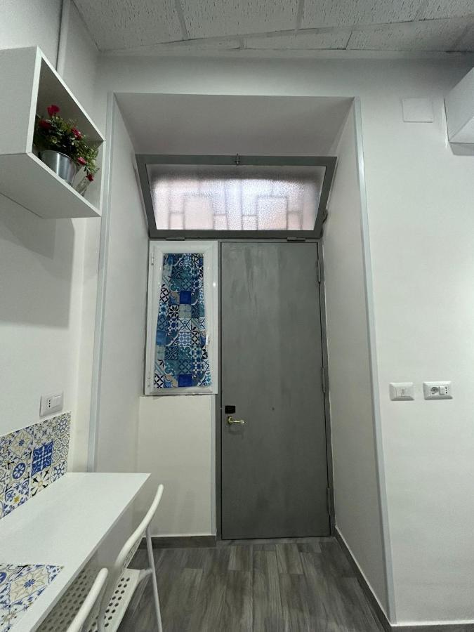 O' Vascio Ro' Nonno Bed & Breakfast เนเปิลส์ ภายนอก รูปภาพ